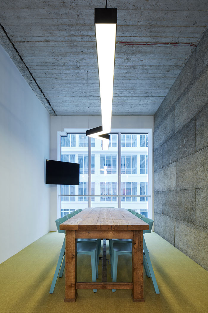 工廠辦公室會(huì)議室效果圖