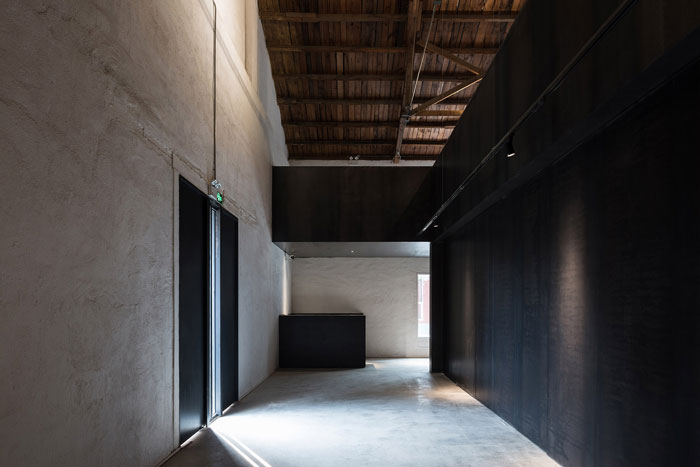 廠房辦公室前臺(tái)裝修效果圖